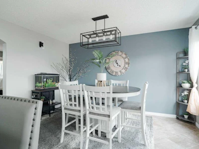 312 Diefenbaker Drive - 4