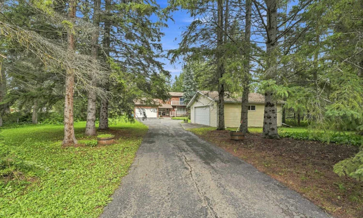 25 Parkland Drive