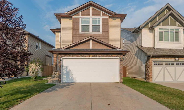 482 Skyview Ranch Way NE