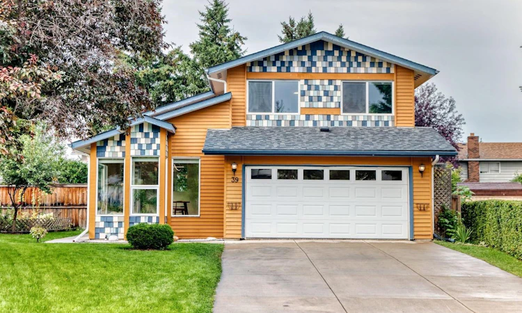 39 Woodfield Crescent SW