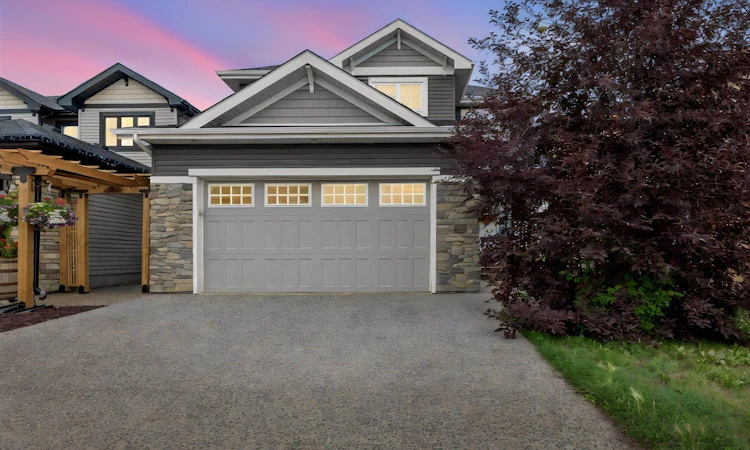 724 Heritage Drive