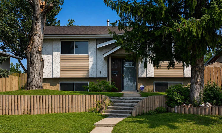 440 Ogden Drive SE