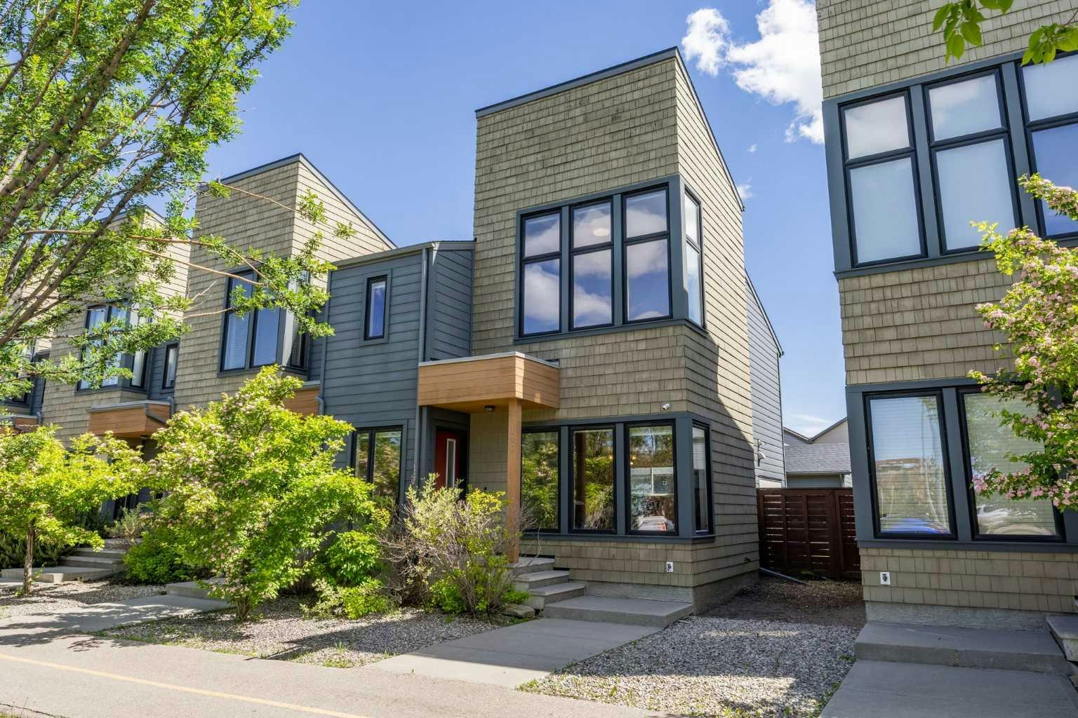 140 Walden Gate SE, Calgary, AB, T2X 0P3