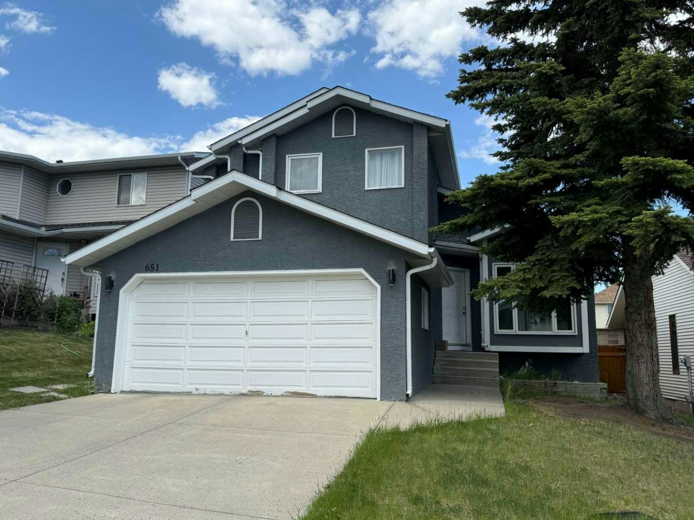 651 Macewan Drive NW, Calgary, AB, T3K 3R1
