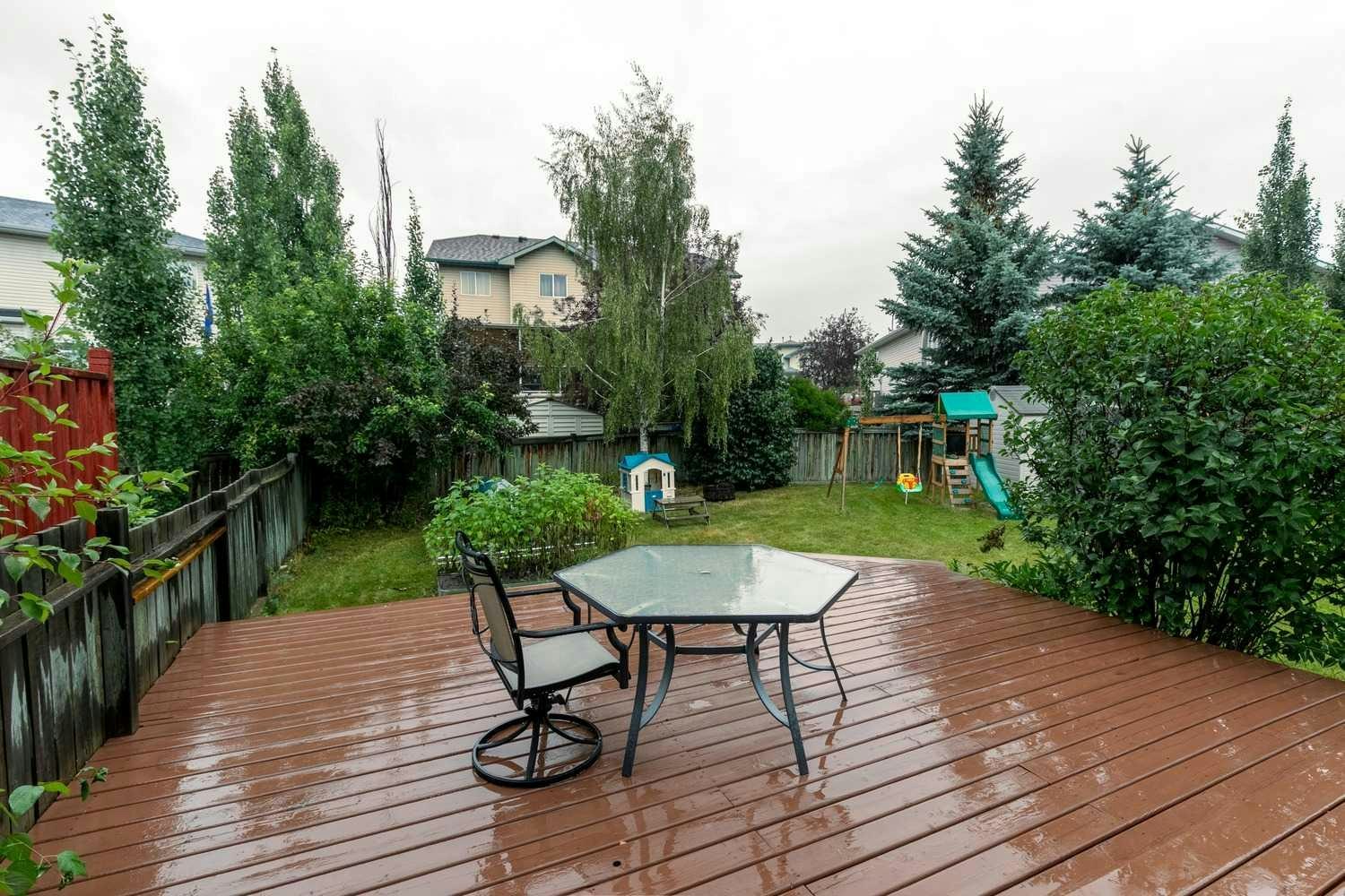 116 Quigley Close, Cochrane, AB, T4C 1S4
