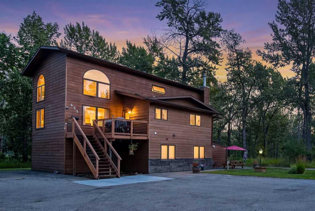 652 North Royalite Way NE, Turner Valley, AB, T0L 2A0