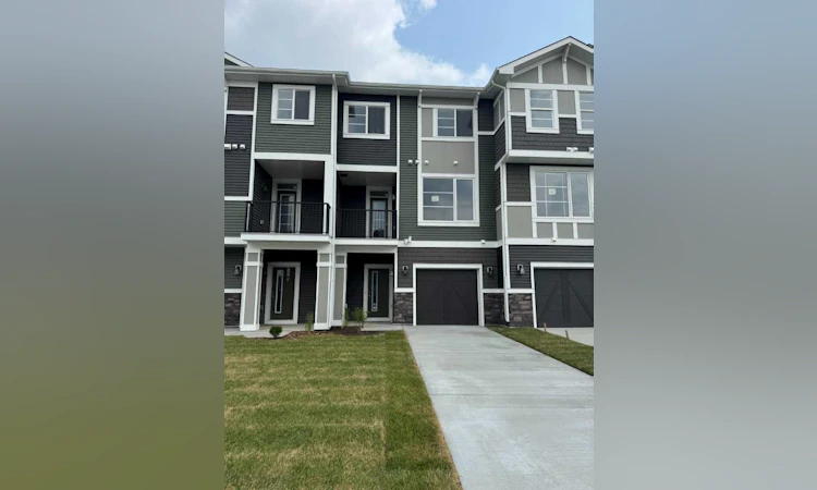 12 Waterford Glen