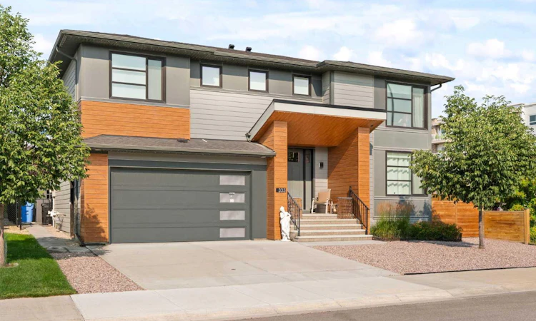 333 Harvest Hills Way NE