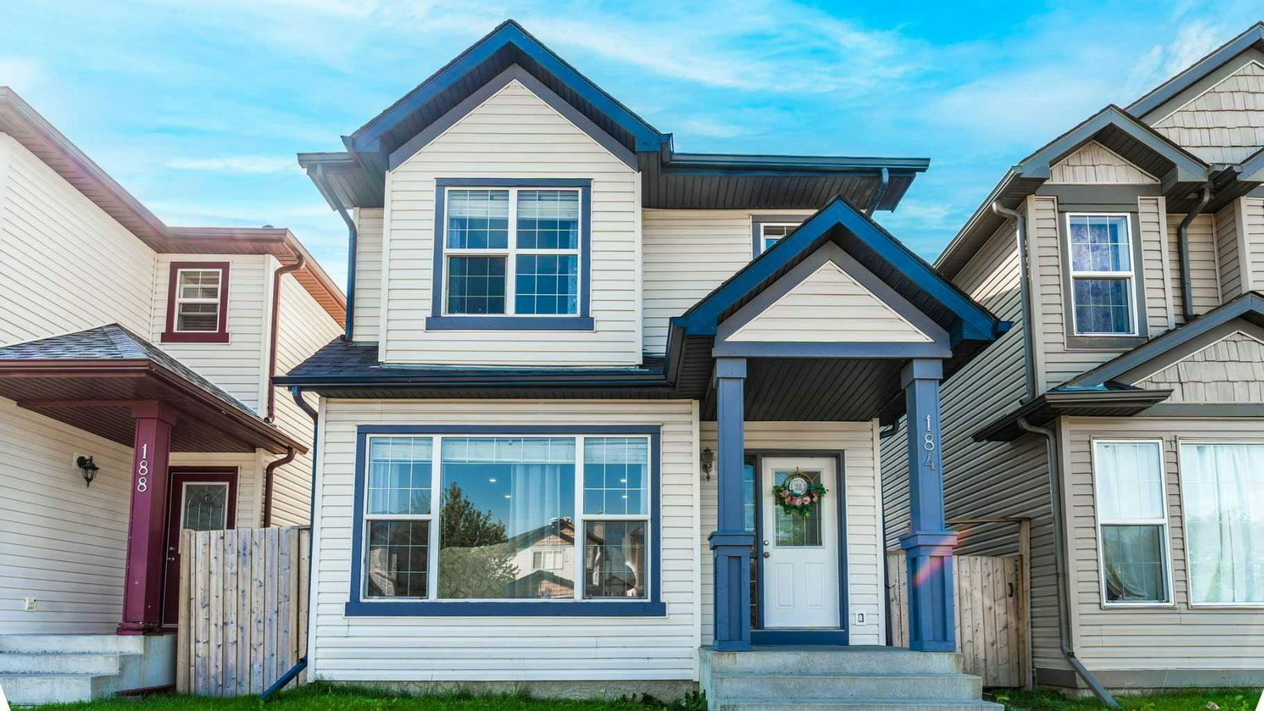 184 Saddlecrest Place NE, Calgary, AB, T3J 5G1