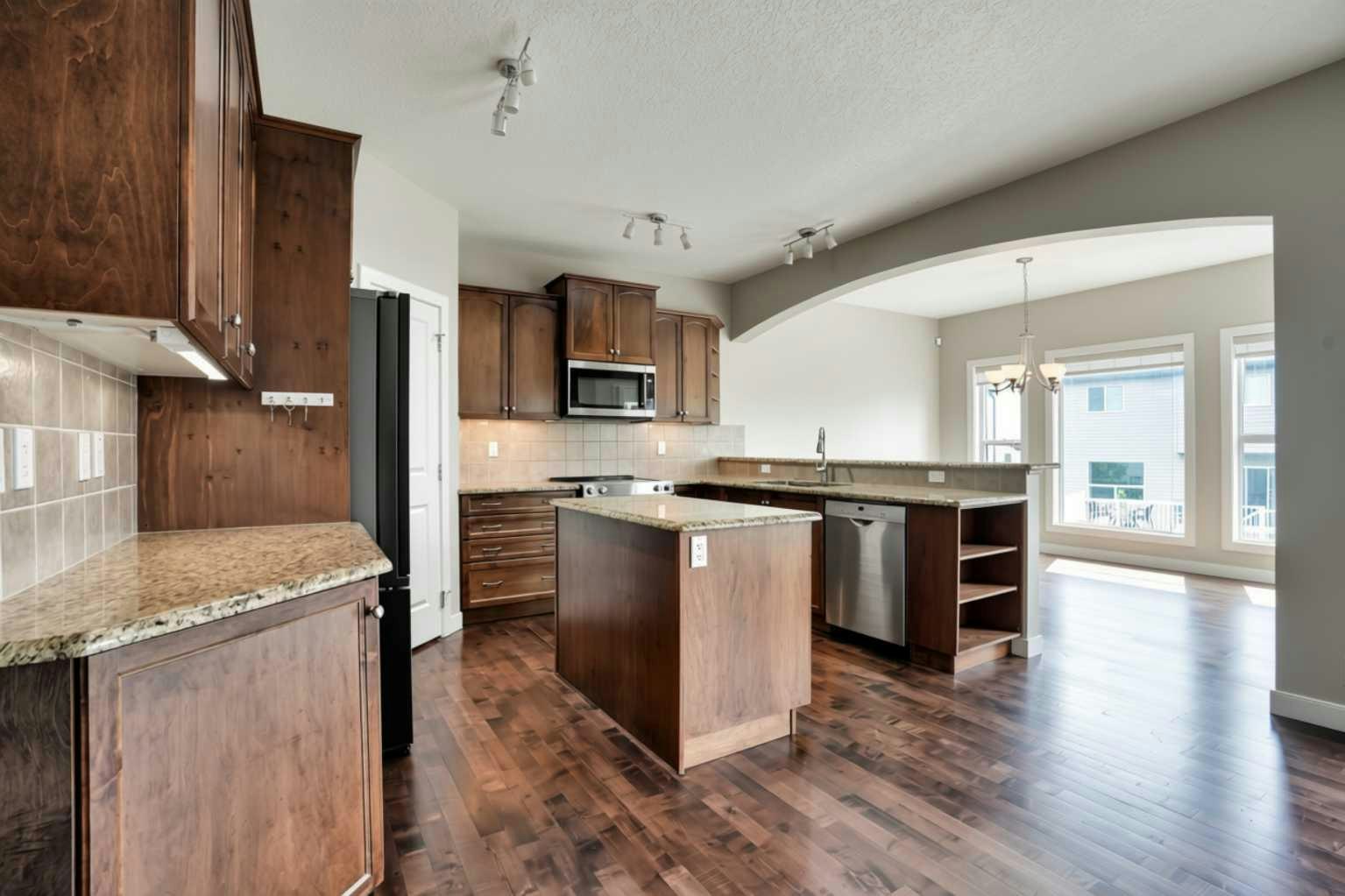 92 Everglen Close SW, Calgary, AB, T2Y 0G6