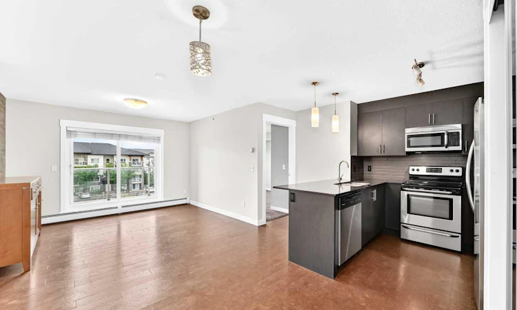 1411-240 Skyview Ranch Road NE