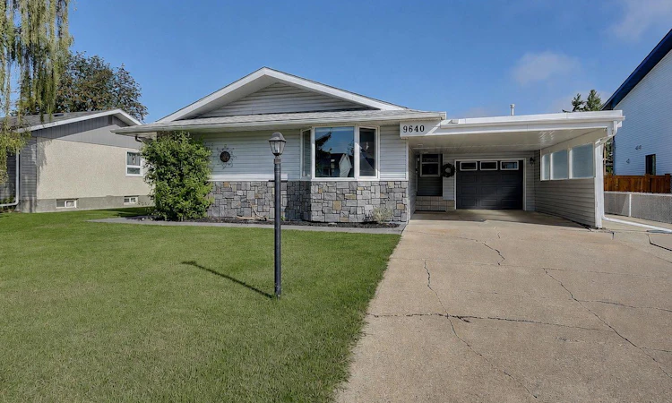 9640 87 Avenue