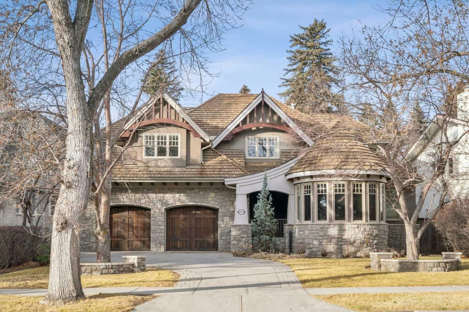 2905 Carleton Street SW, Calgary, AB, T2T 3L1