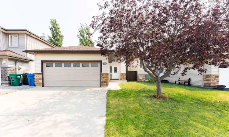 27 Fairmont Road S