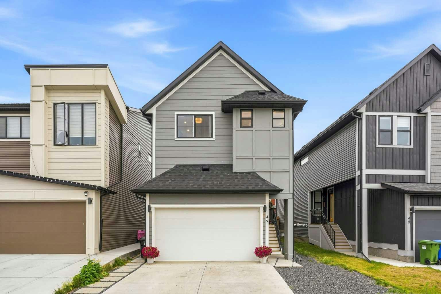 49 Copperhead Road SE, Calgary, AB, T2Z 5H1