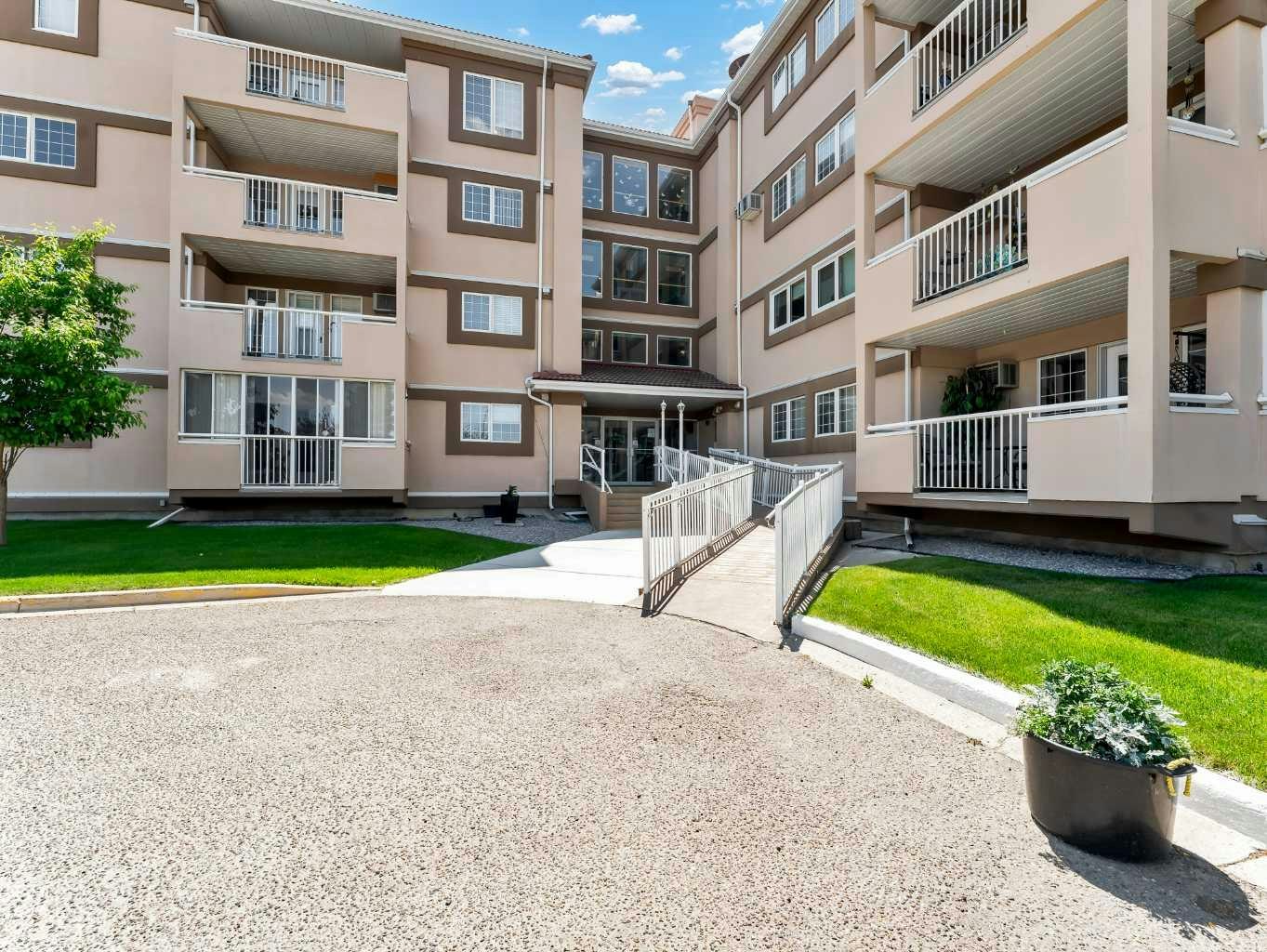 119-22 Park Meadows Drive SE, Medicine Hat, AB, T1B 4E8