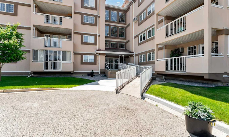 119-22 Park Meadows Drive SE