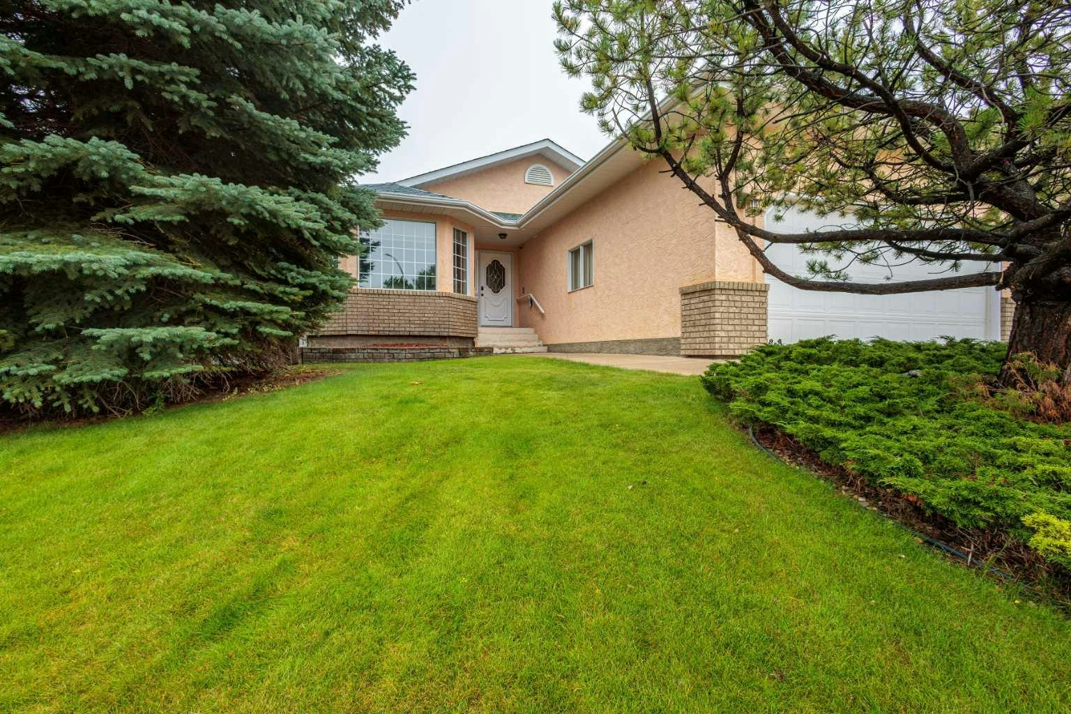 93 Park Meadows Court SE, Medicine Hat, AB, T1B 4C3