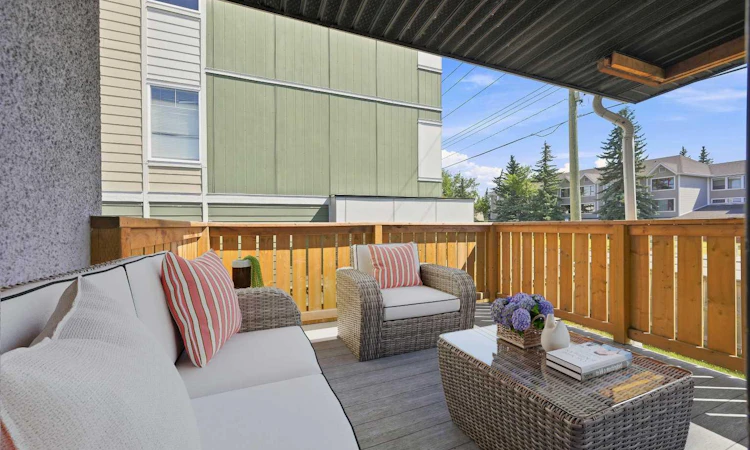2-7734 Bowness Road NW