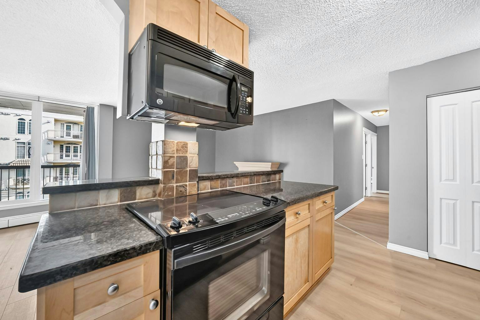 501-1312 13 Avenue SW, Calgary, AB, T3E 0T3