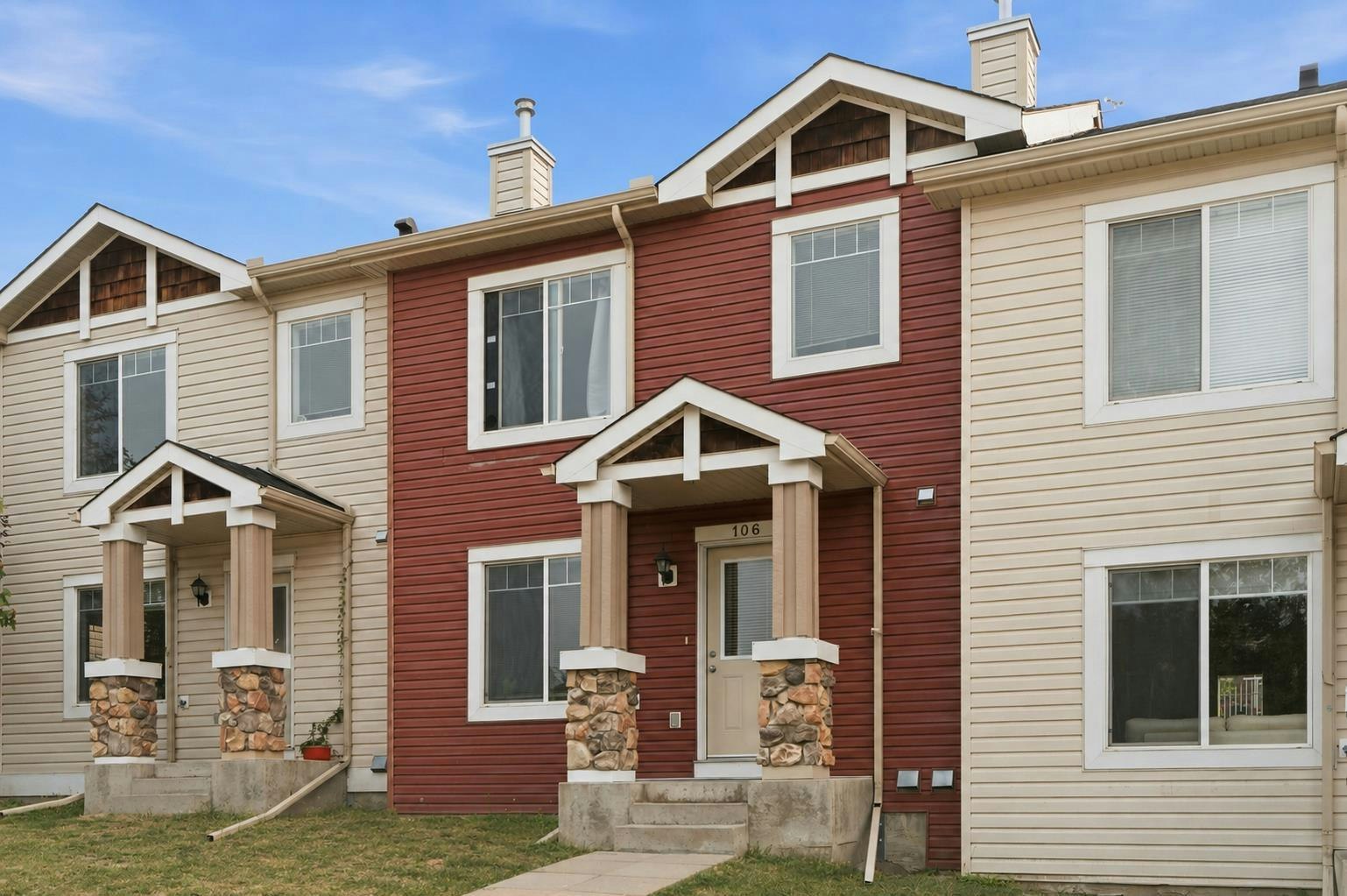 106 Panamount Drive NW, Calgary, AB, T3K 6K3