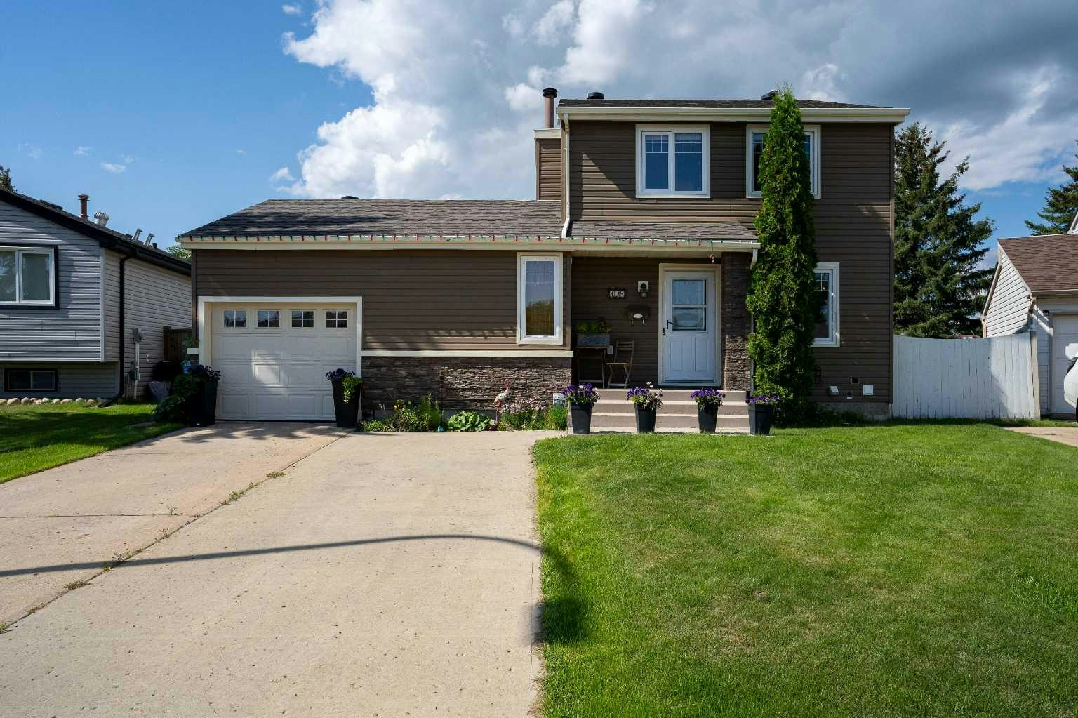 108 Norbasca Bay, Fort Mcmurray, AB, T9H 4T6