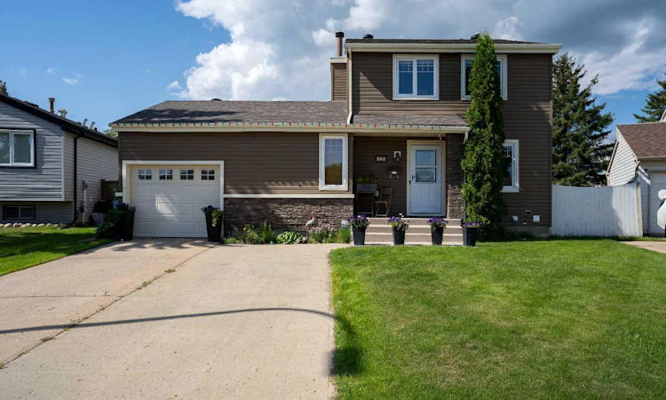 108 Norbasca Bay