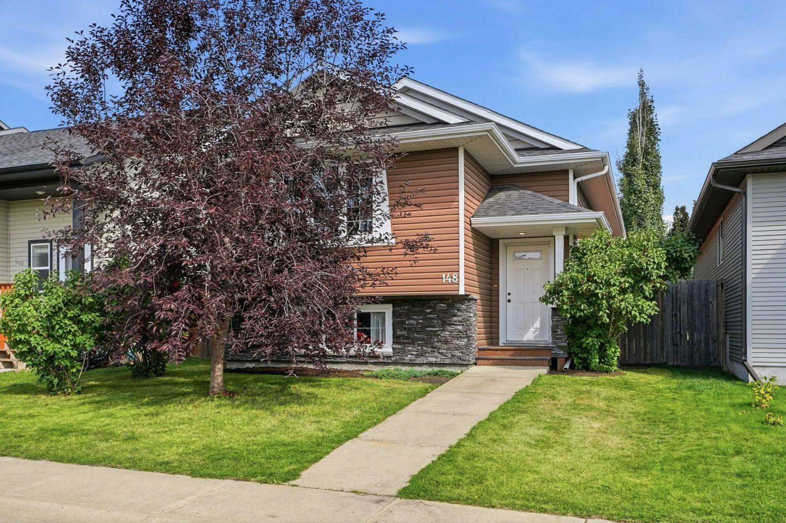 148 Vickers Close, Red Deer, AB, T4R 2R2
