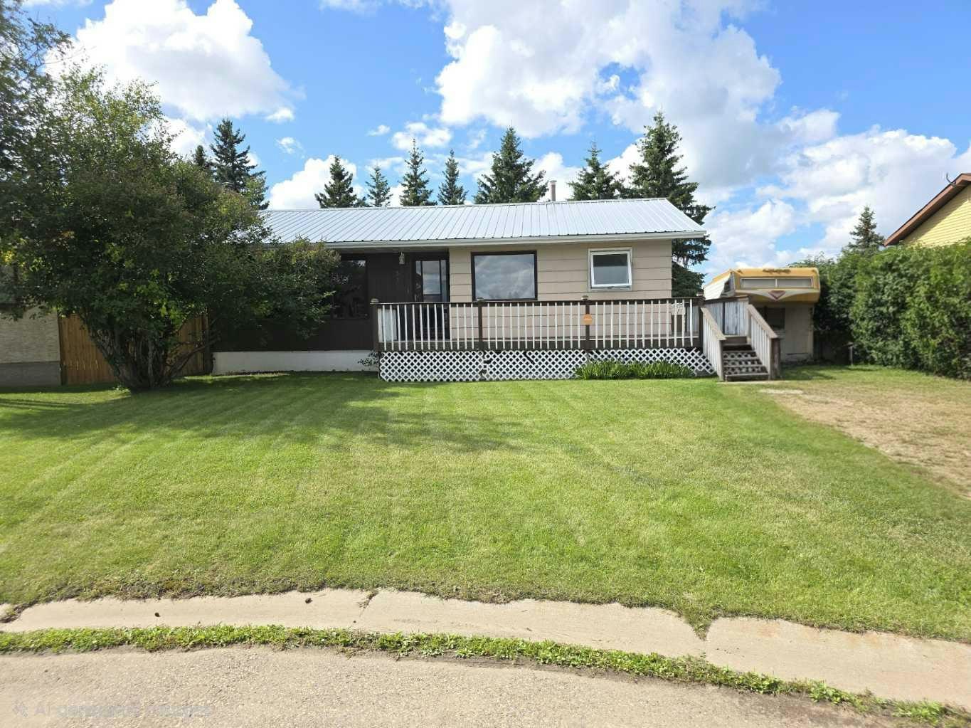 5402 53 Street, Peace River, AB, T0H 0E0