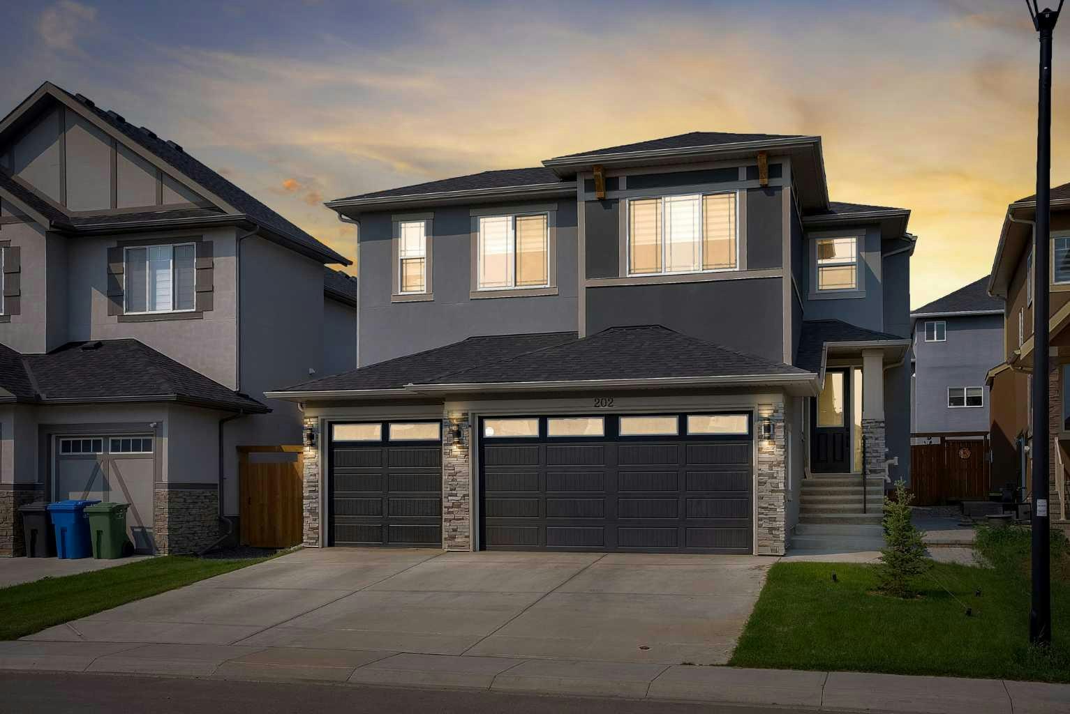 202 Kinniburgh Crescent, Chestermere, AB, T1X 1Y2