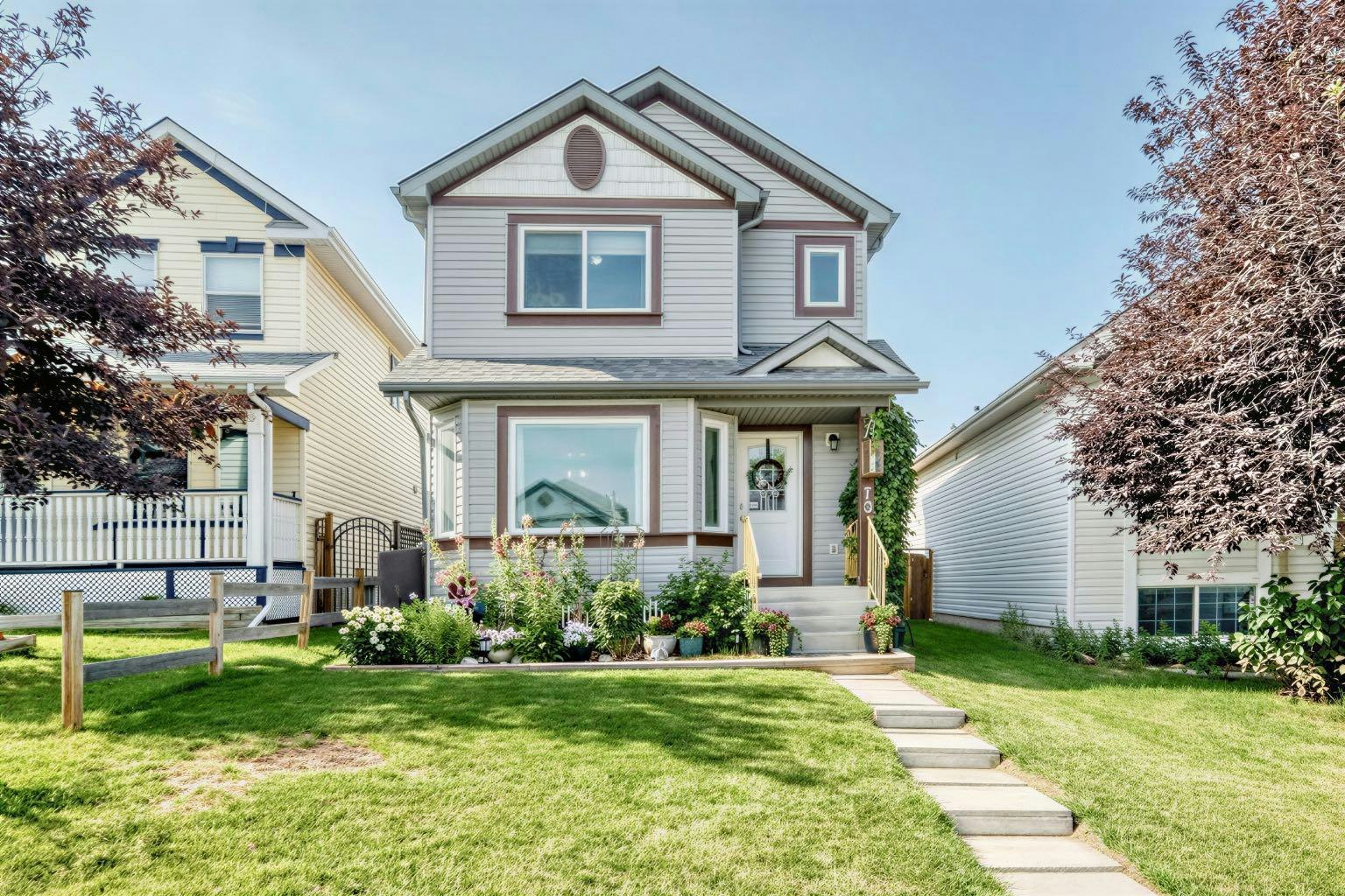 79 Hidden Hills Way NW, Calgary, AB, T3A 5Y3