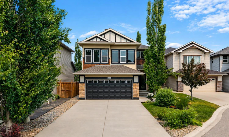 149 Royal Oak Bay NW