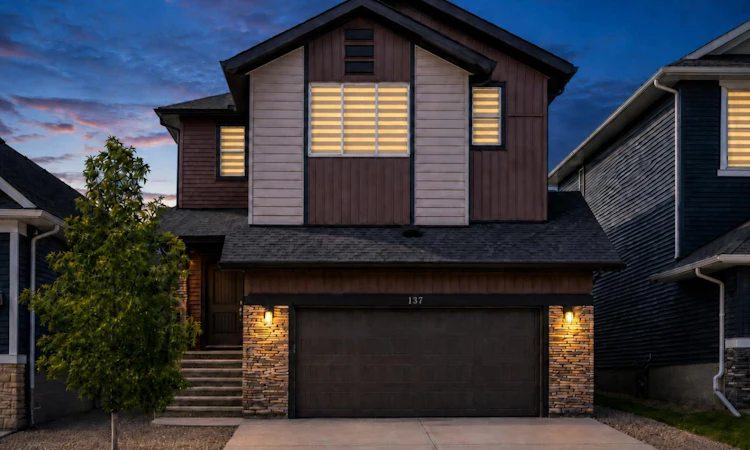 137 Creekside Way SW