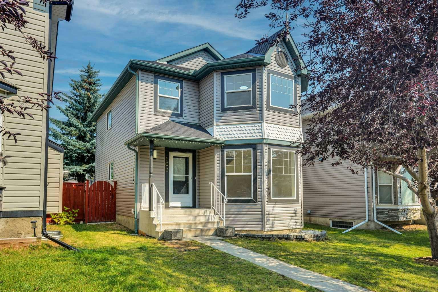102 Bridlewood Manor SW, Calgary, AB, T2Y 3T5