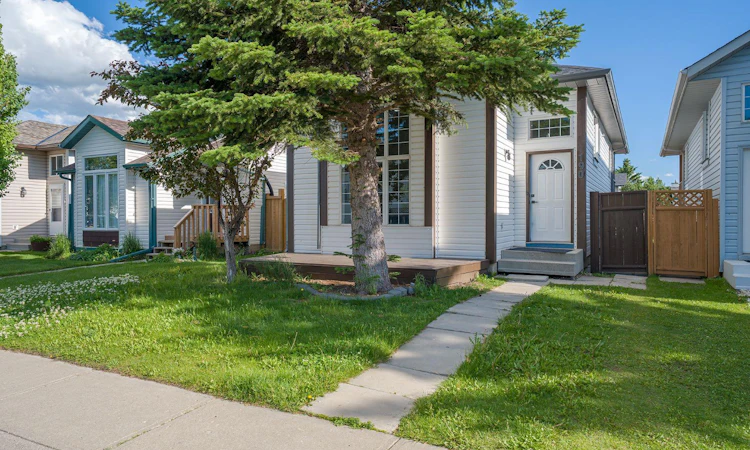 190 Coverdale Road NE