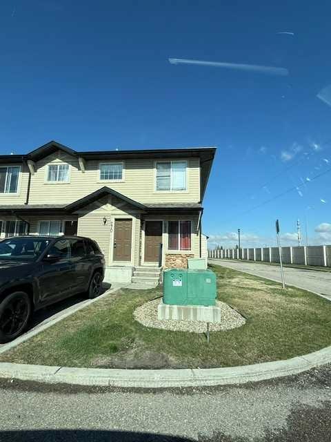270 Saddlebrook Point NE, Calgary, AB, T3J 0G5