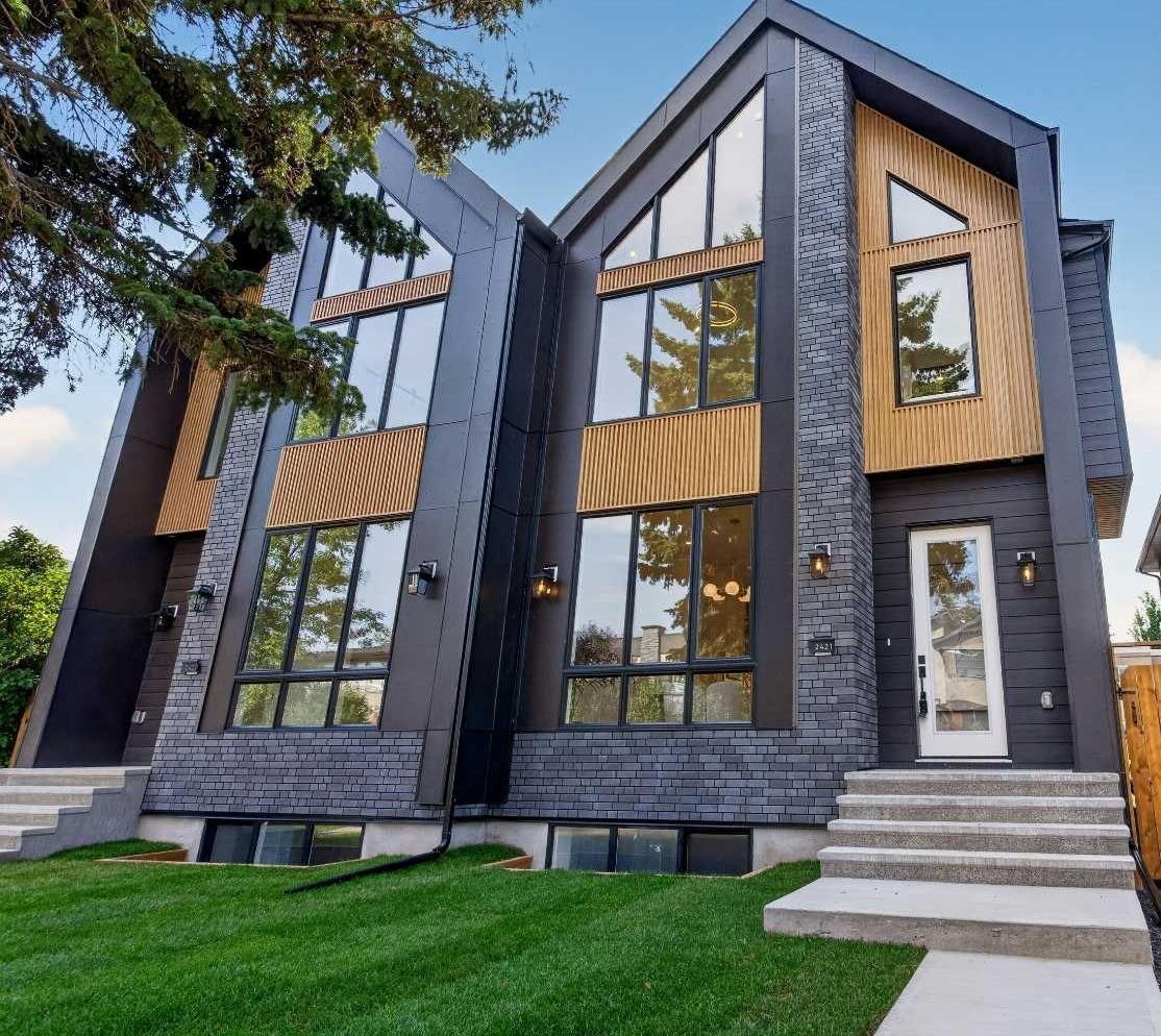 2421 32 Street SW, Calgary, AB, T3E 2R6
