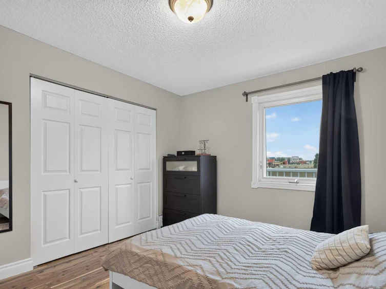 404-17 13 Street NW, Calgary, AB, T2N 1Z1 - 17