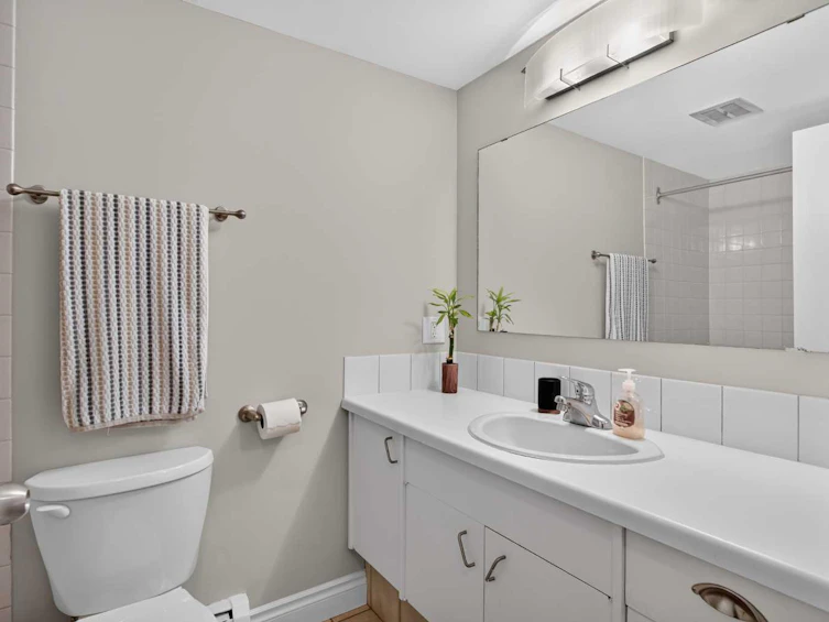 404-17 13 Street NW, Calgary, AB, T2N 1Z1 - 14