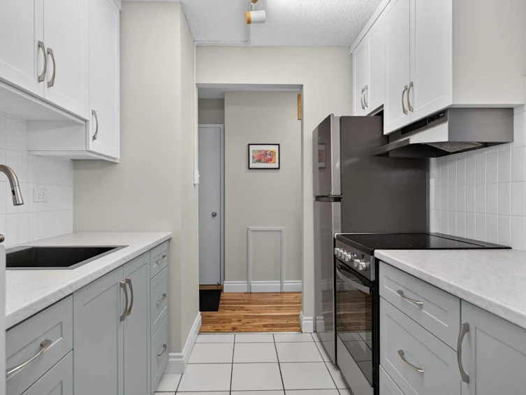 404-17 13 Street NW, Calgary, AB, T2N 1Z1 - 10