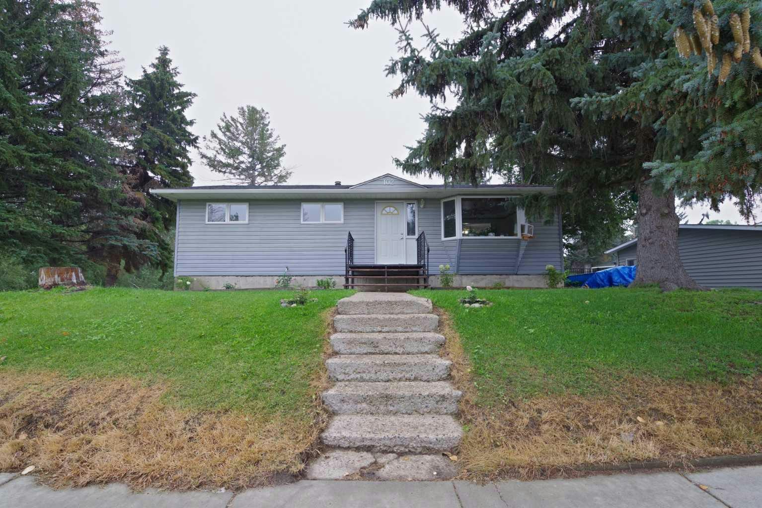 102 1 Avenue, Medicine Hat, AB, T0K 0J0