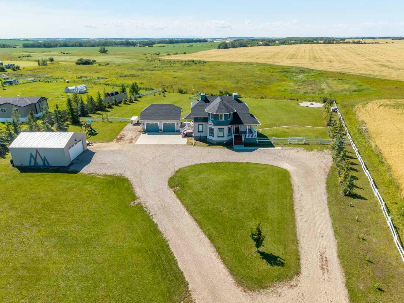 31250 Range Road 33, Rural Mountain View County, AB, T0M 0W0