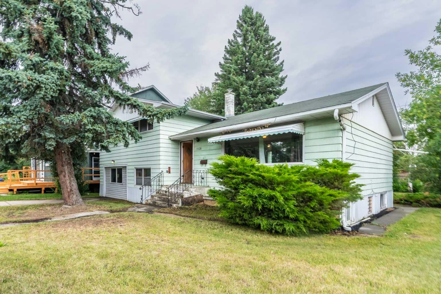 2628 Capitol Hill Crescent NW, Calgary, AB, T2M 4C3