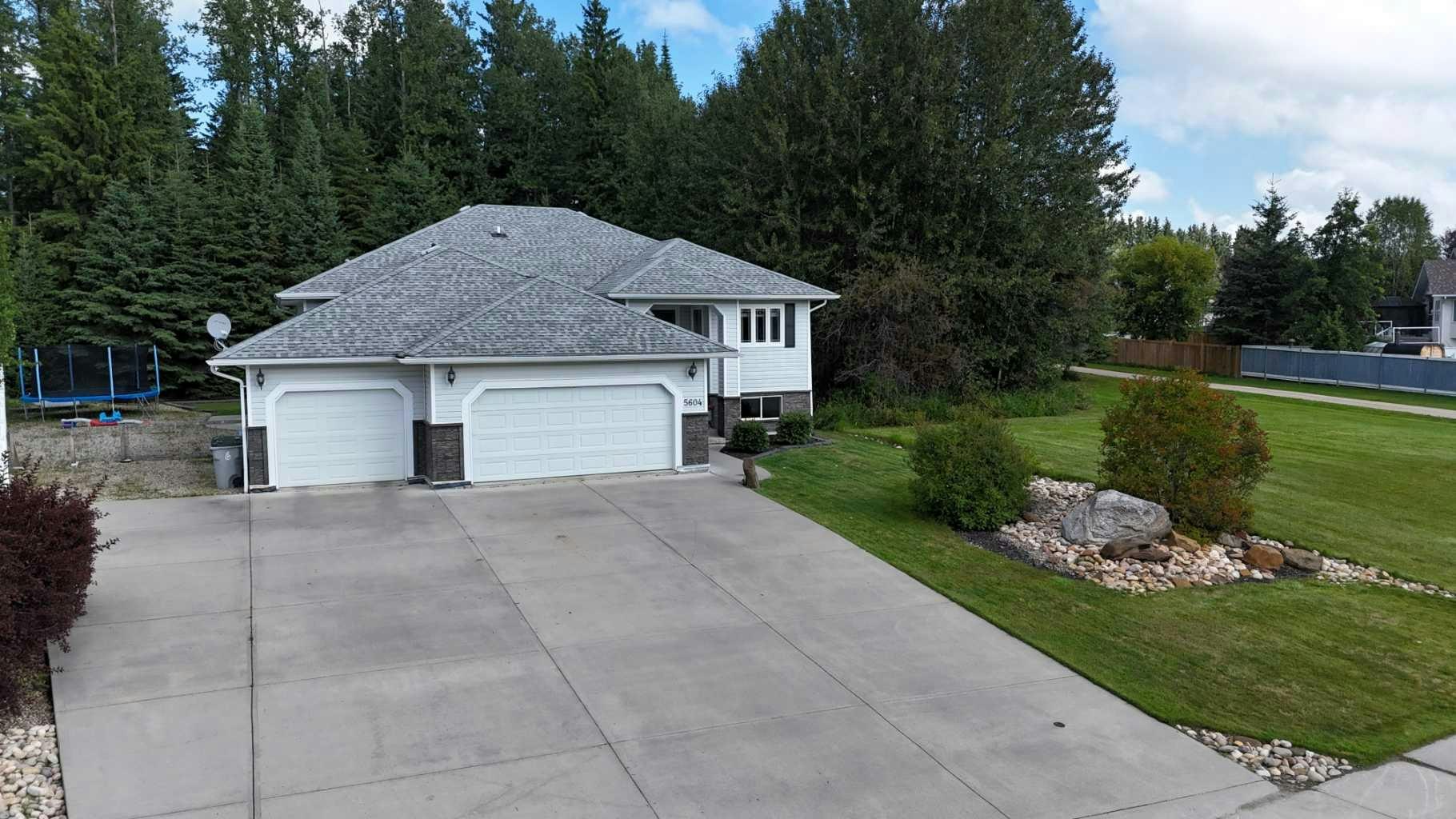5604 16 Avenue, Edson, AB, T7E 1X1