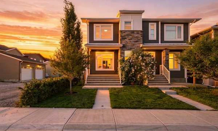 21 Howse Street NE