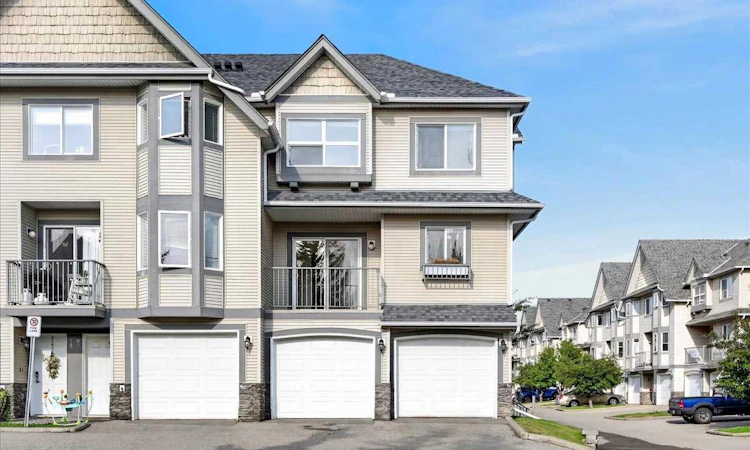 86 Cedarwood Lane SW