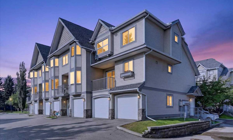 86 Cedarwood Lane SW