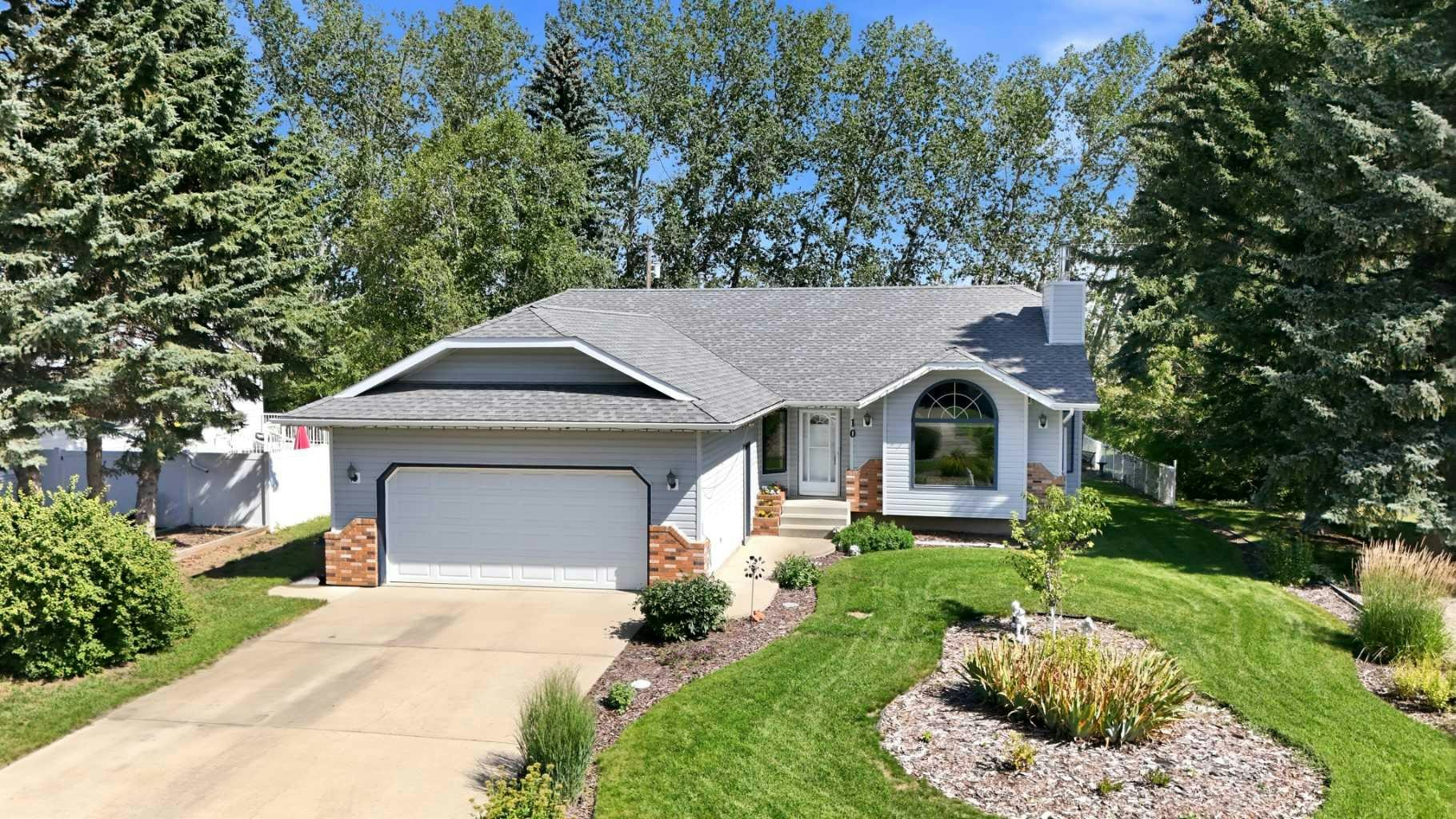 10 Petticoat Lane, Lacombe, AB, T4L 1T6