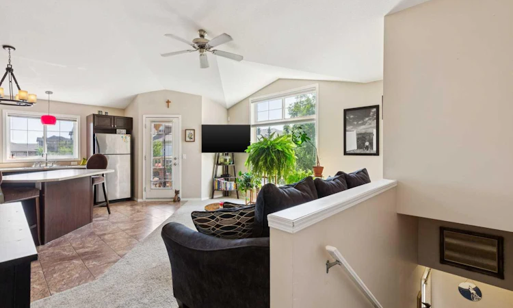 201-60 Panatella Landing NW