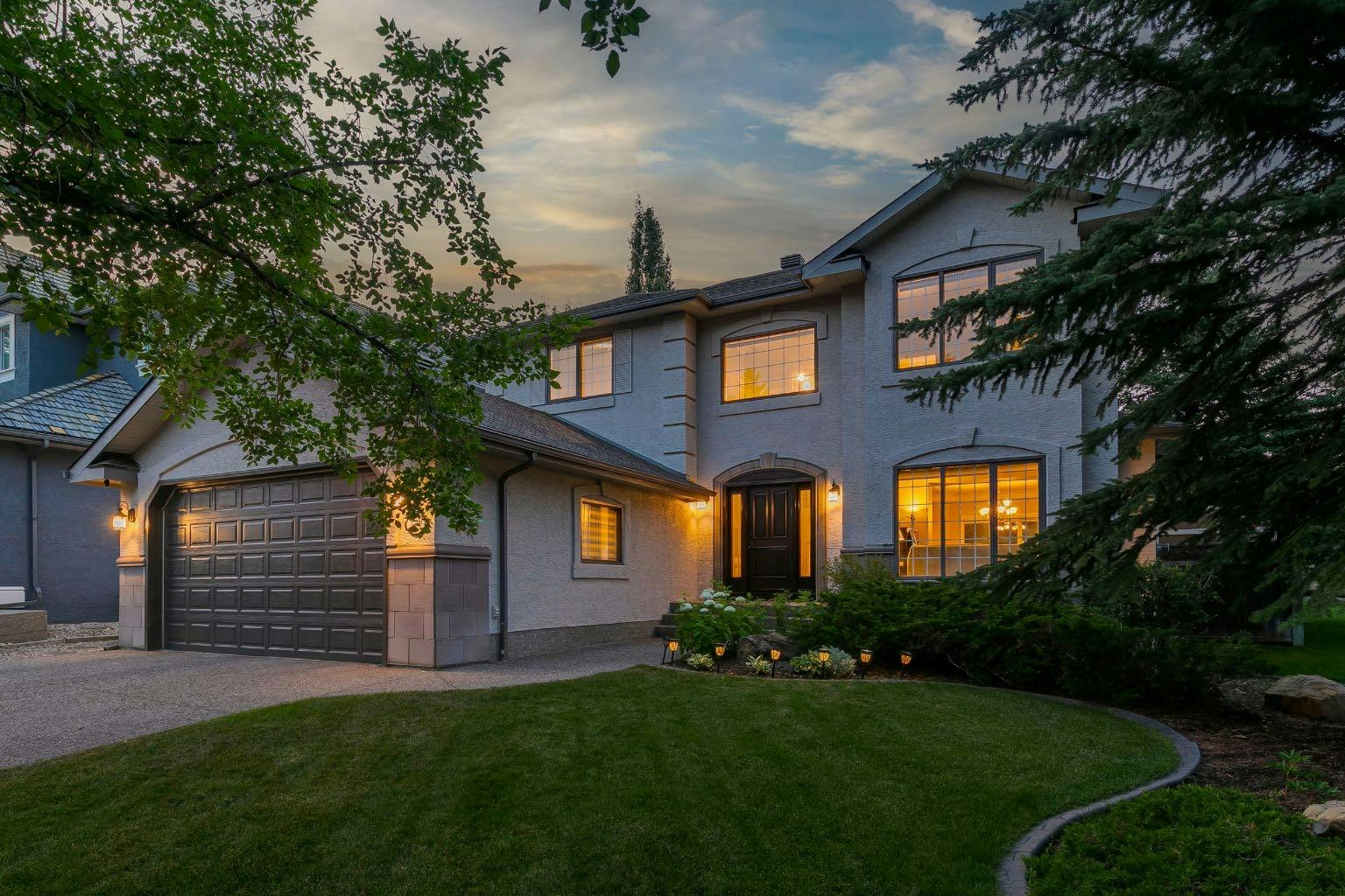 174 Sienna Hills Drive SW, Calgary, AB, T3H 2E2